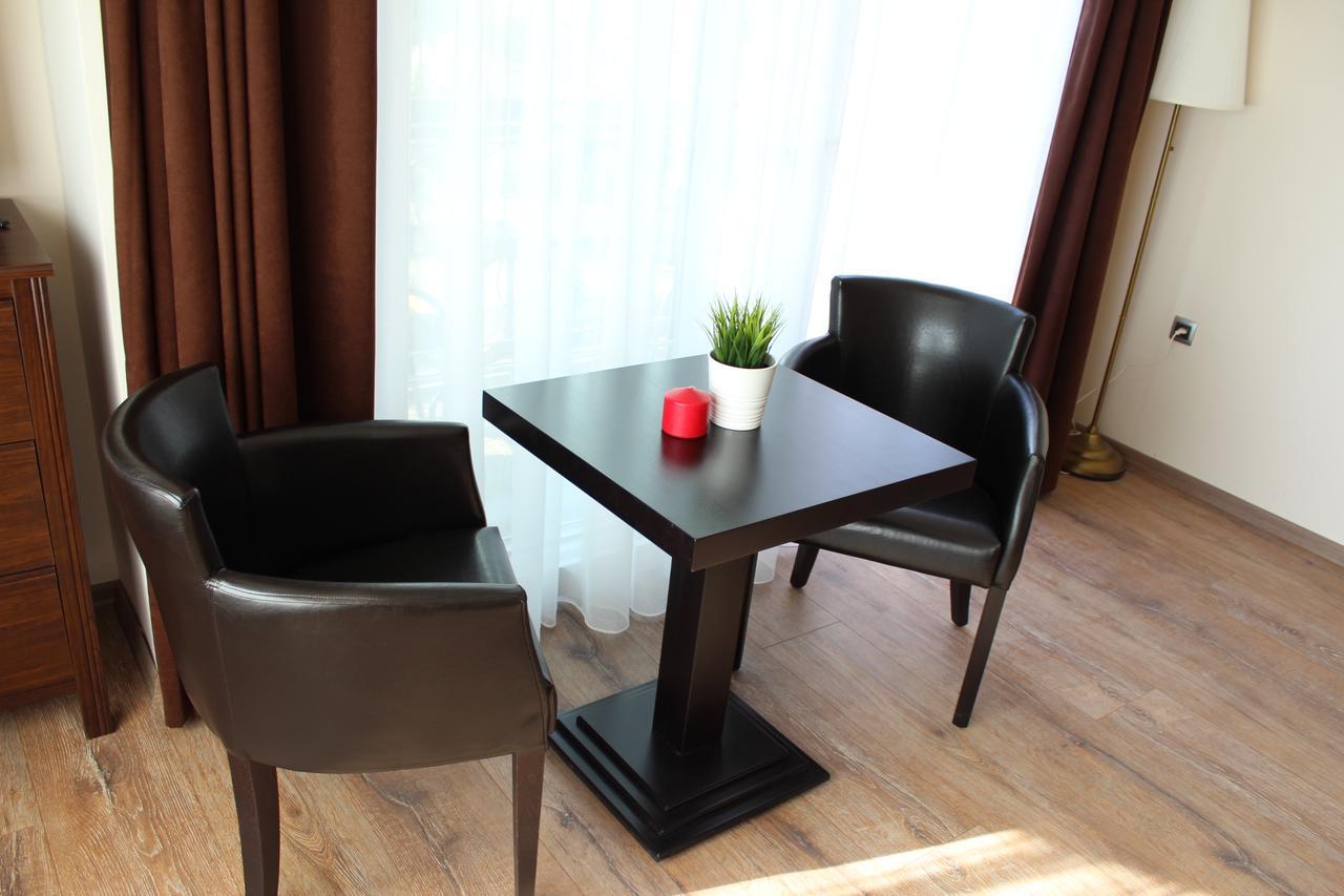 Emma Apartments Μπίτολα Εξωτερικό φωτογραφία