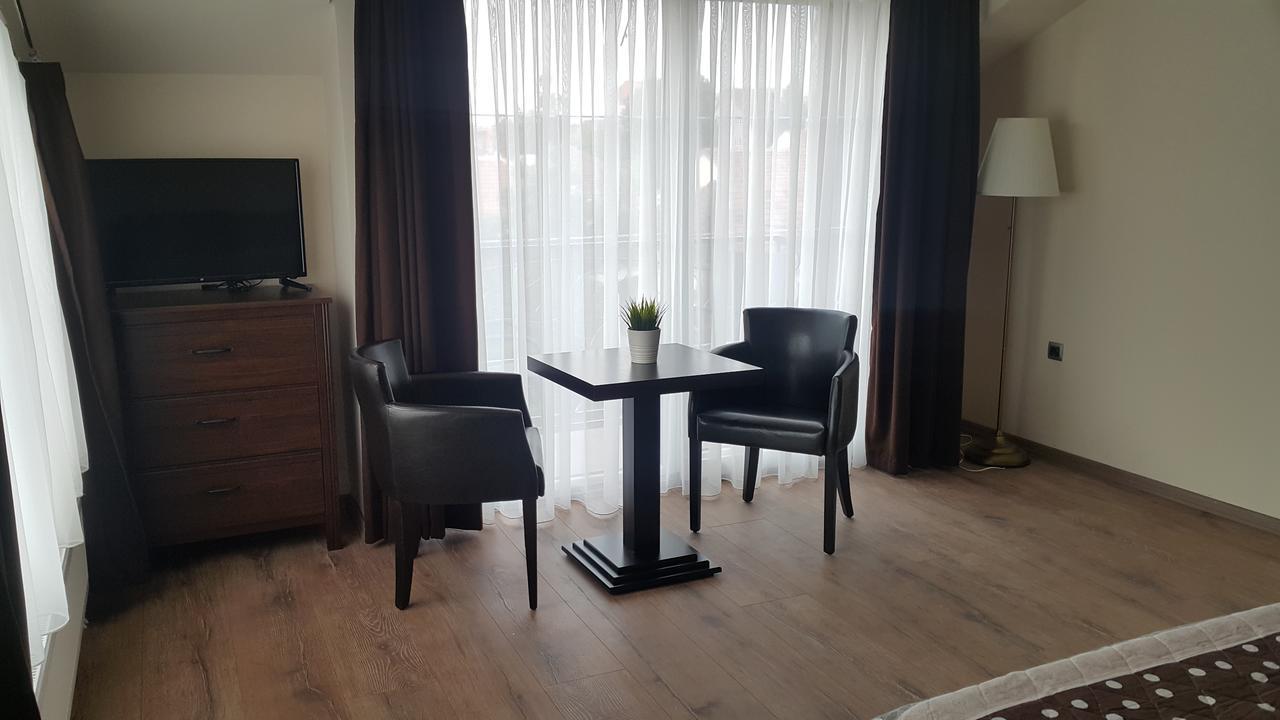 Emma Apartments Μπίτολα Εξωτερικό φωτογραφία