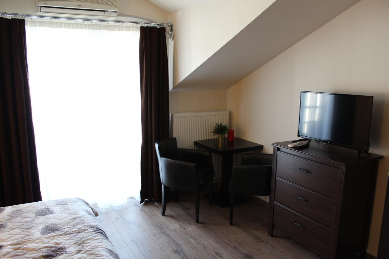 Emma Apartments Μπίτολα Εξωτερικό φωτογραφία